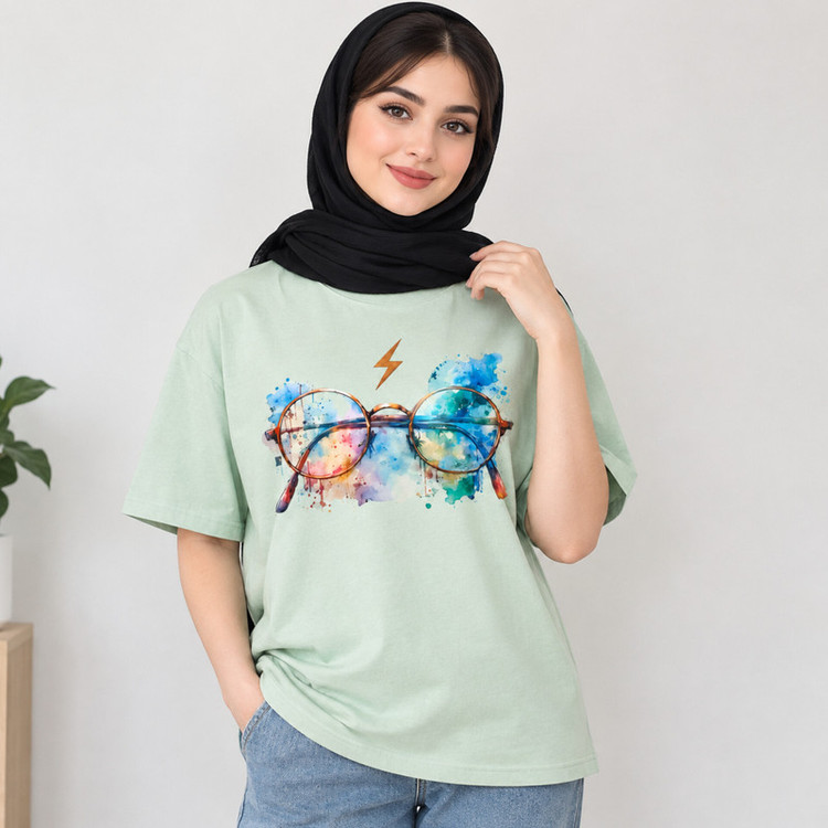 تی شرت آستین کوتاه زنانه نخی با طرح انتزاعی مدل عینکی